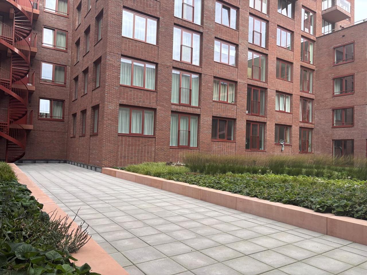 Furnished apartment with IJ views - Image 24