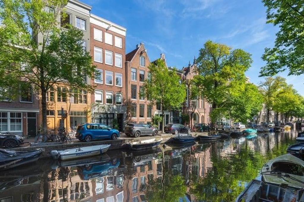 Furnished apartment with terrace in Jordaan - Image 1