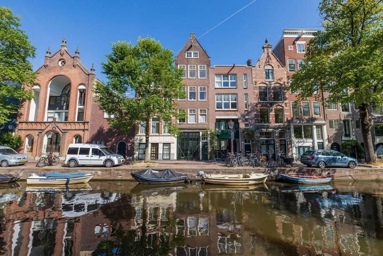 Furnished apartment with terrace in Jordaan - Image 18