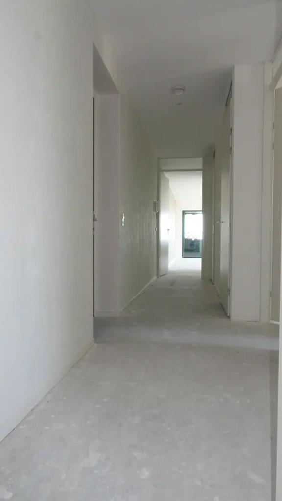 98 m² apartment with parking space - Image 2