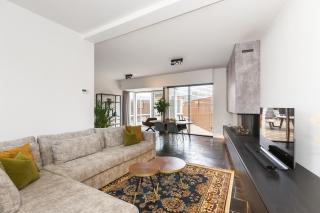 Furnished Apartment with Large Terrace - Image 4
