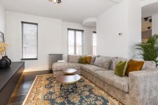 Furnished Apartment with Large Terrace - Image 6