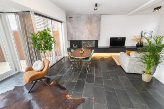Furnished Apartment with Large Terrace - Image 8
