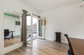 Furnished Apartment with Large Terrace - Image 26