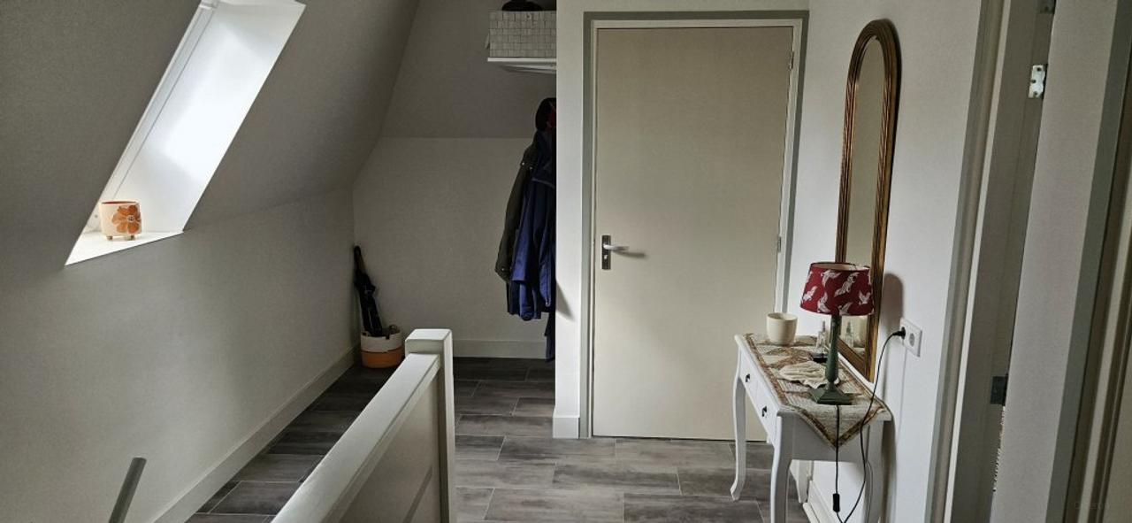 Penthouse with Sunny Rooftop Terrace in Zierikzee - Image 3