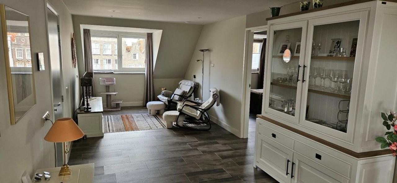 Penthouse with Sunny Rooftop Terrace in Zierikzee - Image 5
