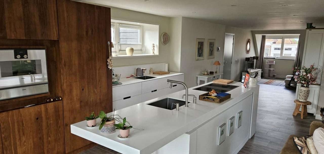 Penthouse with Sunny Rooftop Terrace in Zierikzee - Image 10