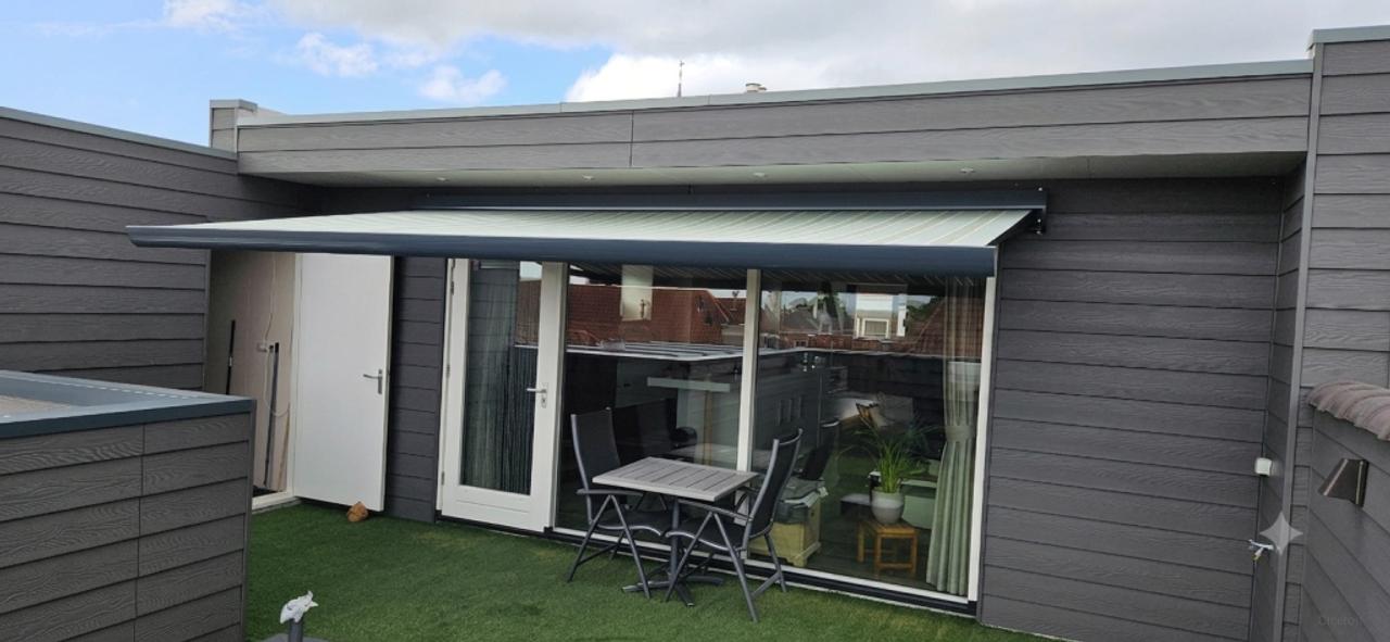 Penthouse with Sunny Rooftop Terrace in Zierikzee - Image 22