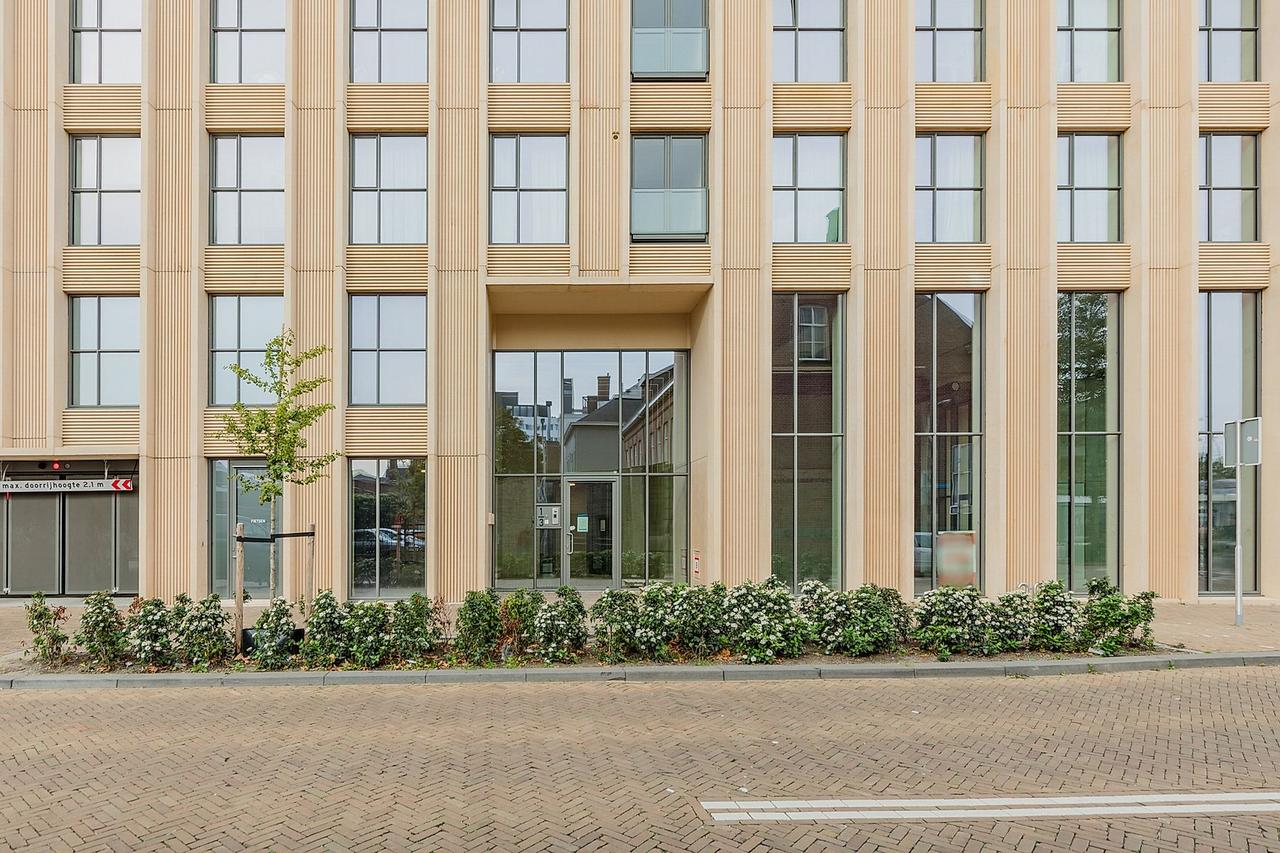 63 m² Apartment with Balcony in Tilburg - Image 3