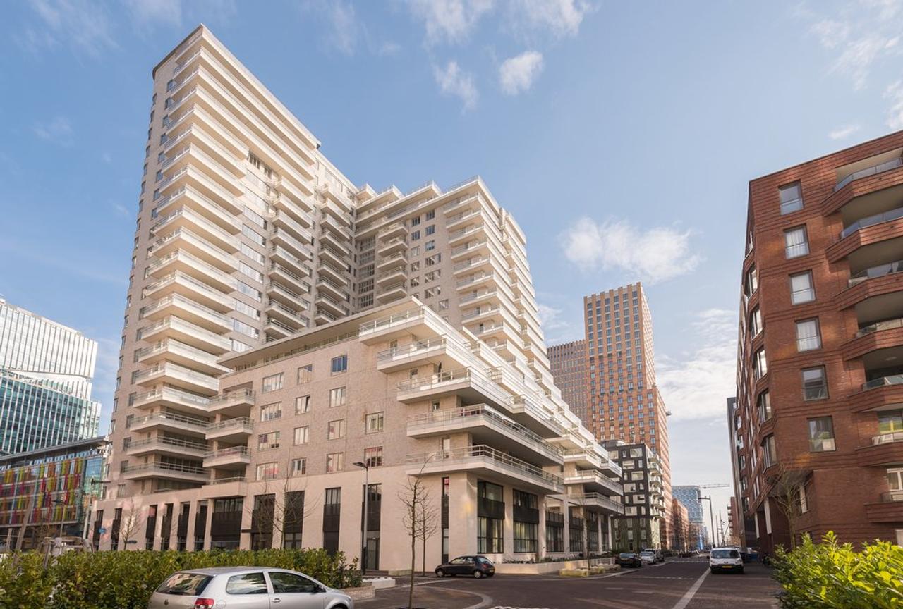 Appartement op de 8e verdieping aan de Zuidas - Afbeelding 1