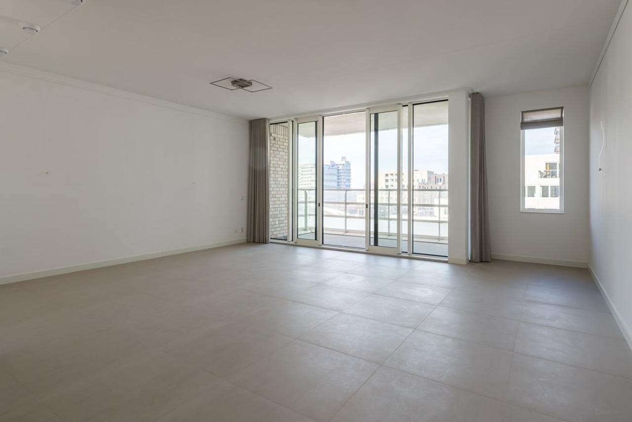 Appartement op de 8e verdieping aan de Zuidas - Afbeelding 2