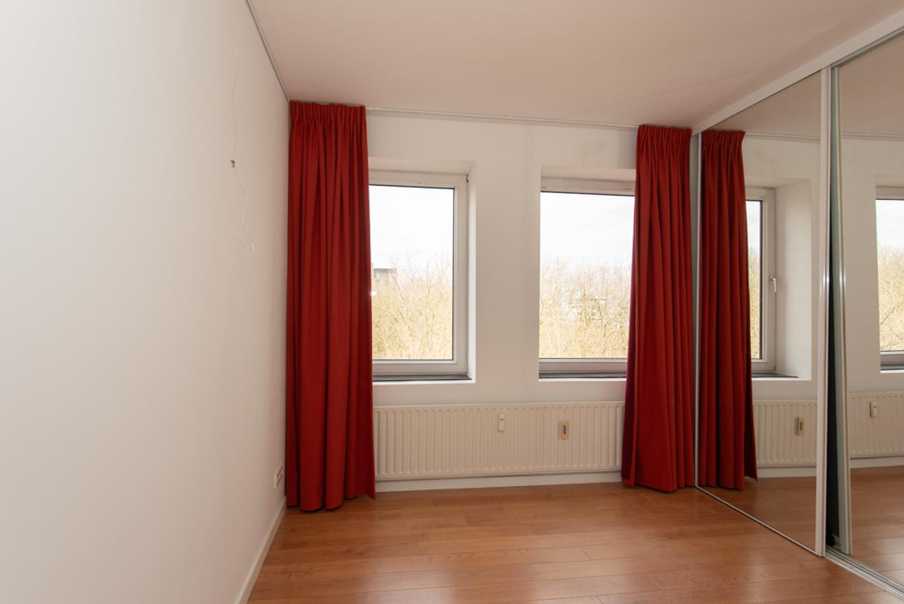 87 m² apartment with two balconies - Image 6