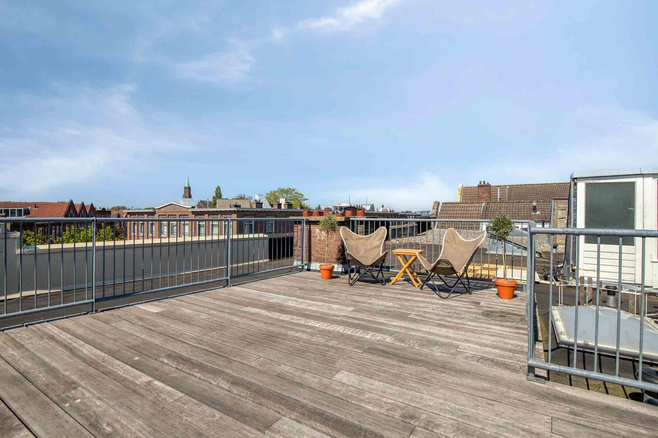 146 m², 4 bedrooms & terrace - Image 26