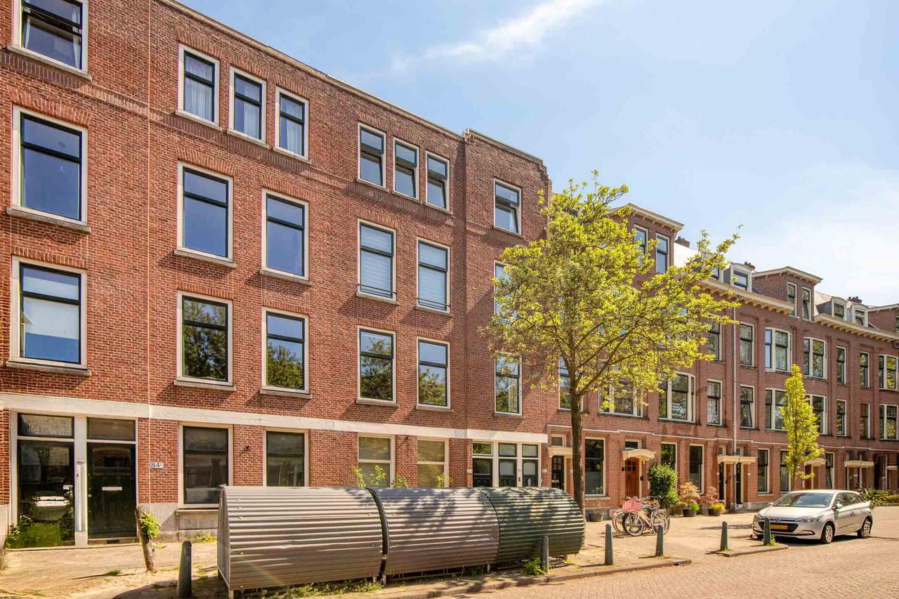 146 m², 4 bedrooms & terrace - Image 31
