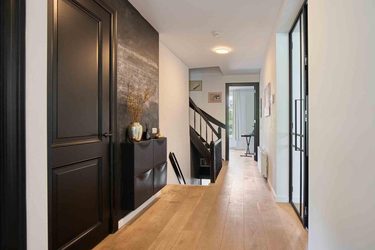 146 m², 4 bedrooms & terrace - Image 35