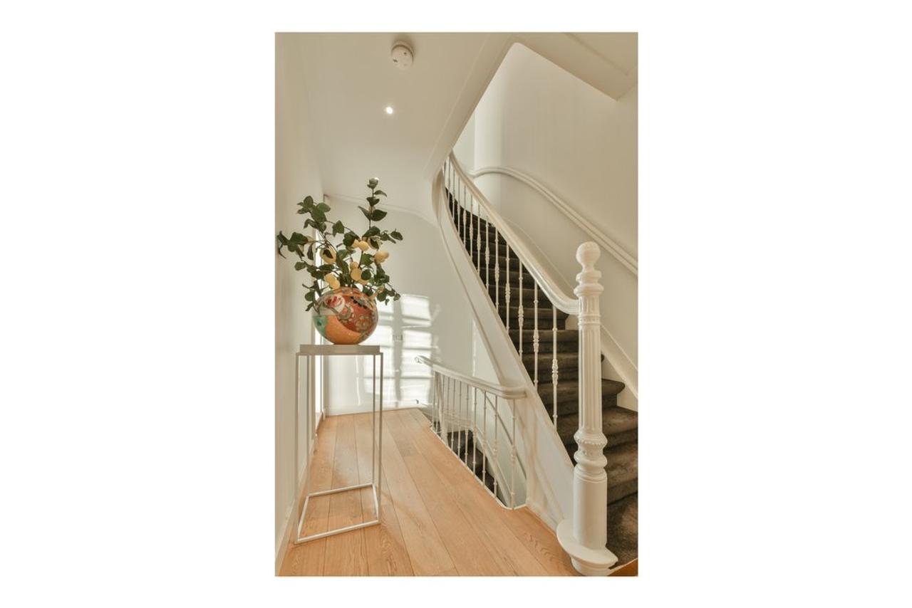 156 m² duplex with south-facing terrace - Image 2
