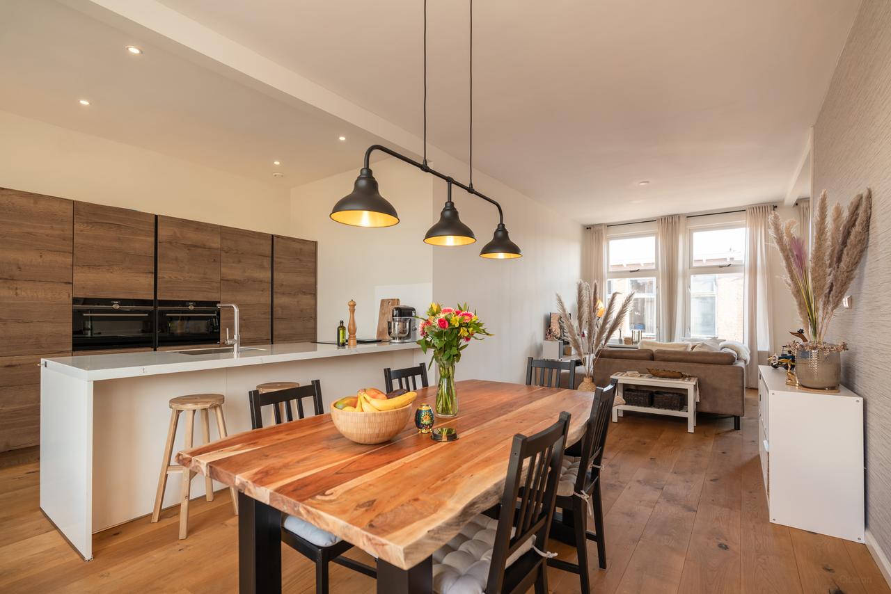 120 m² Home with 4 Bedrooms in Scheveningen - Image 1
