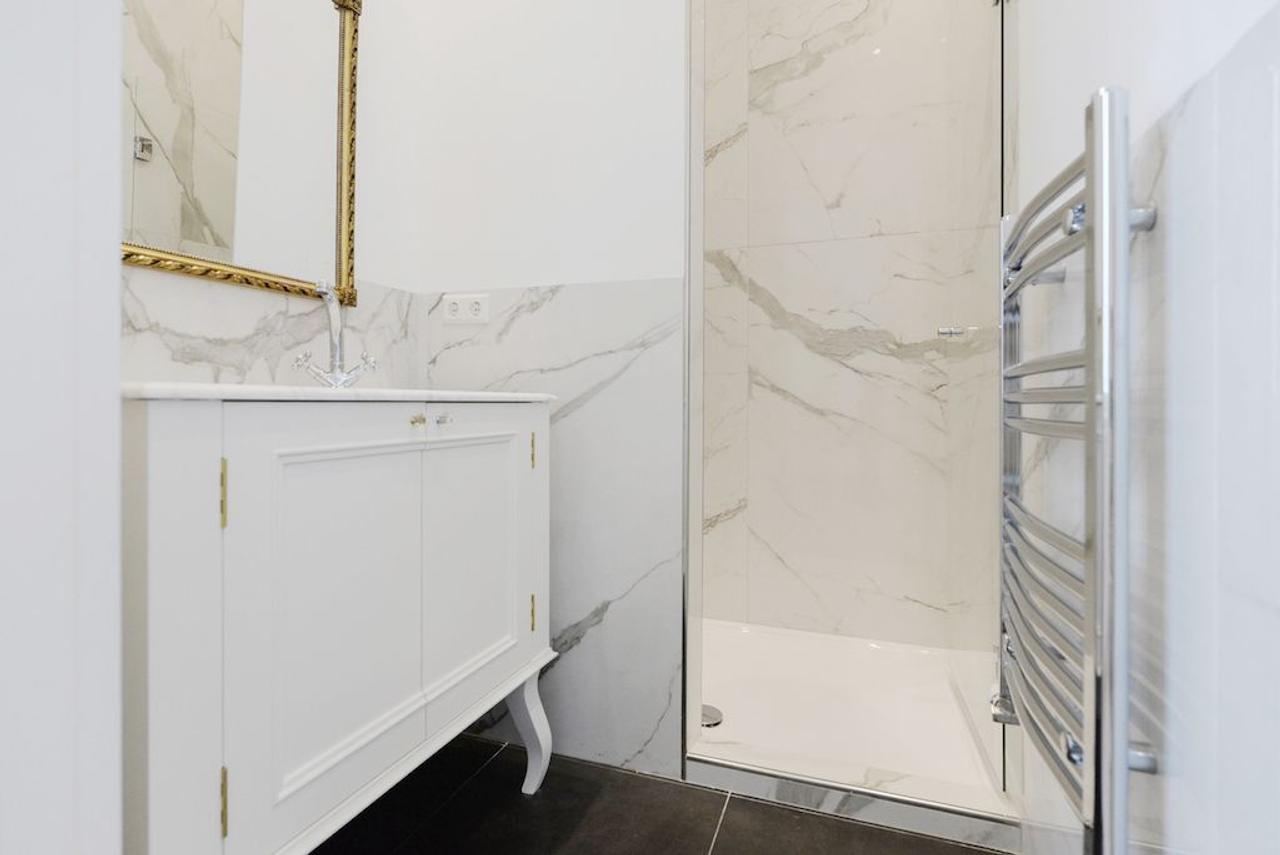 110 m² apartment with 2 bathrooms - Image 13