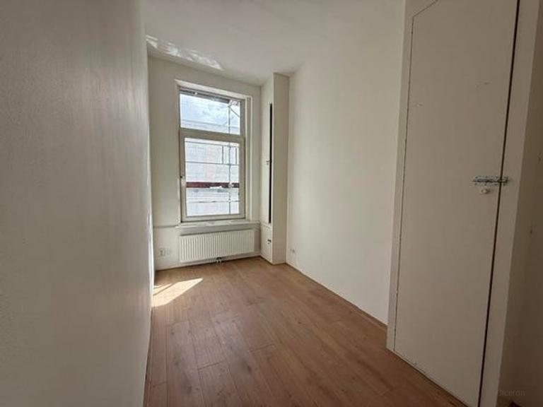 3 slaapkamers met balkon in Amsterdam-Oost - Afbeelding 4