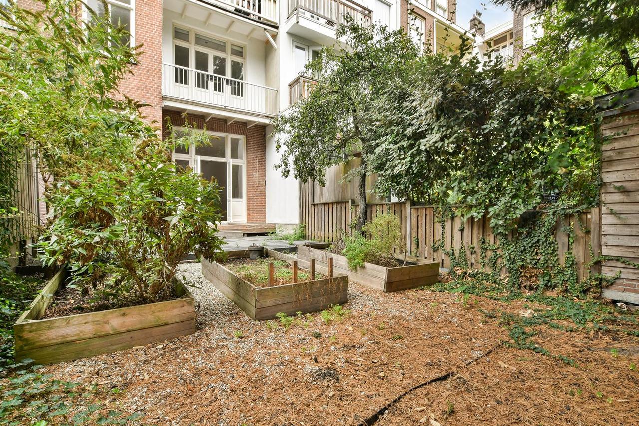 143 m² Apartment with Garden in Museum Quarter - Image 8