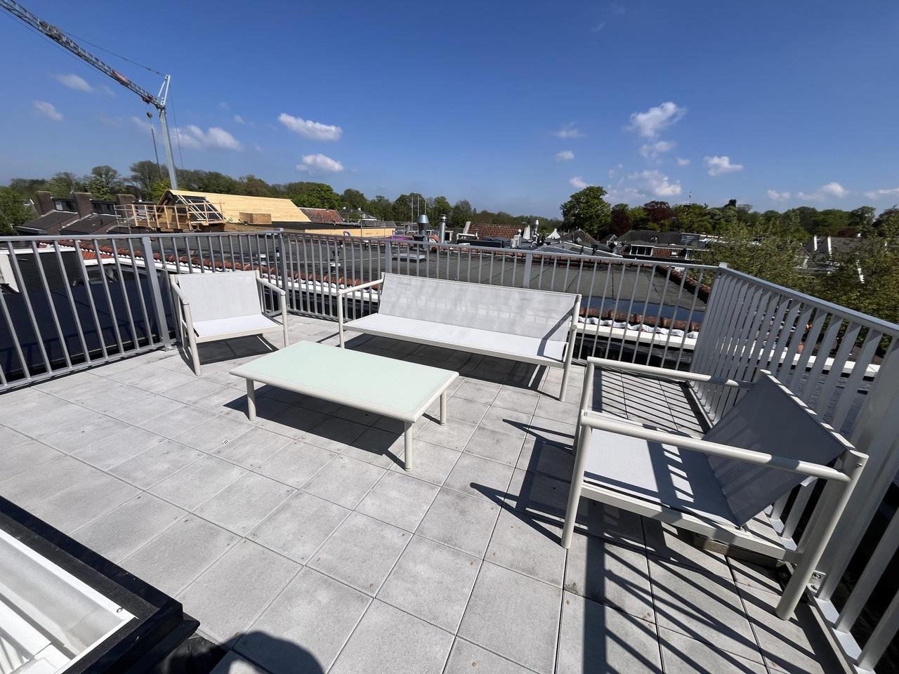 New 2-Bedroom Apartment with Roof Terrace - Image 15