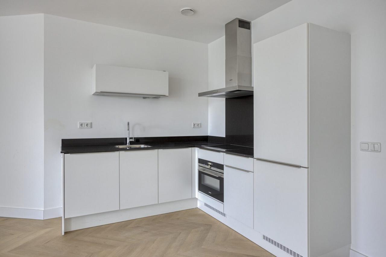 A++ 2-bedroom apartment in city centre - Image 6