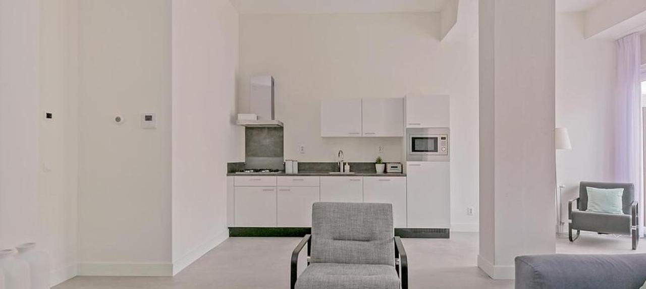 86 m² Apartment Above Shops in Almelo - Image 3