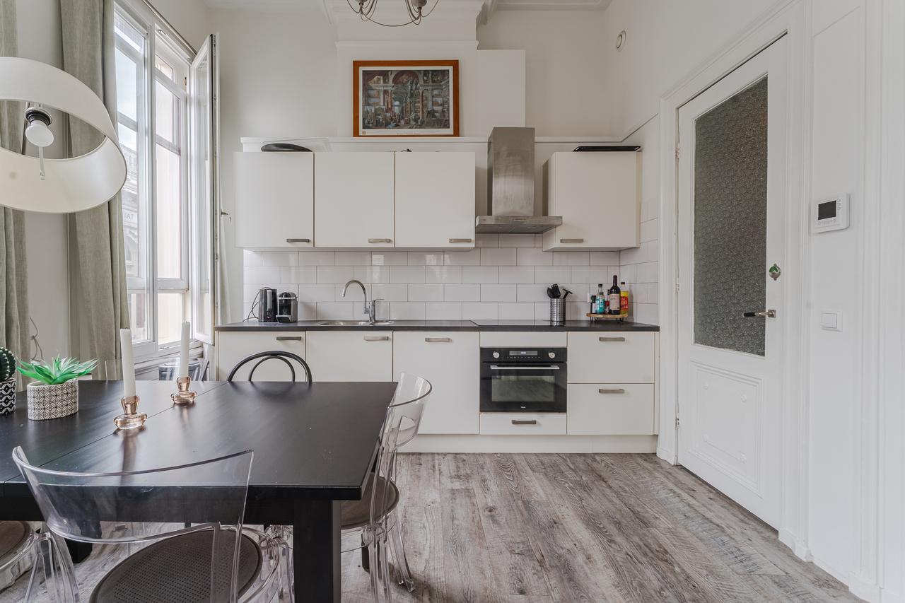Furnished 1-Bedroom Apartment on Grote Markt - Image 5