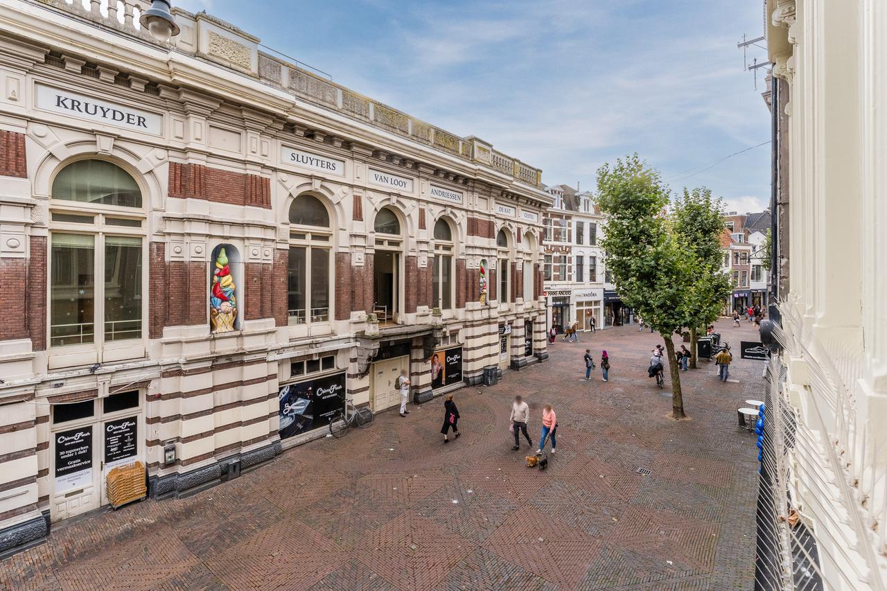 Furnished 1-Bedroom Apartment on Grote Markt - Image 14