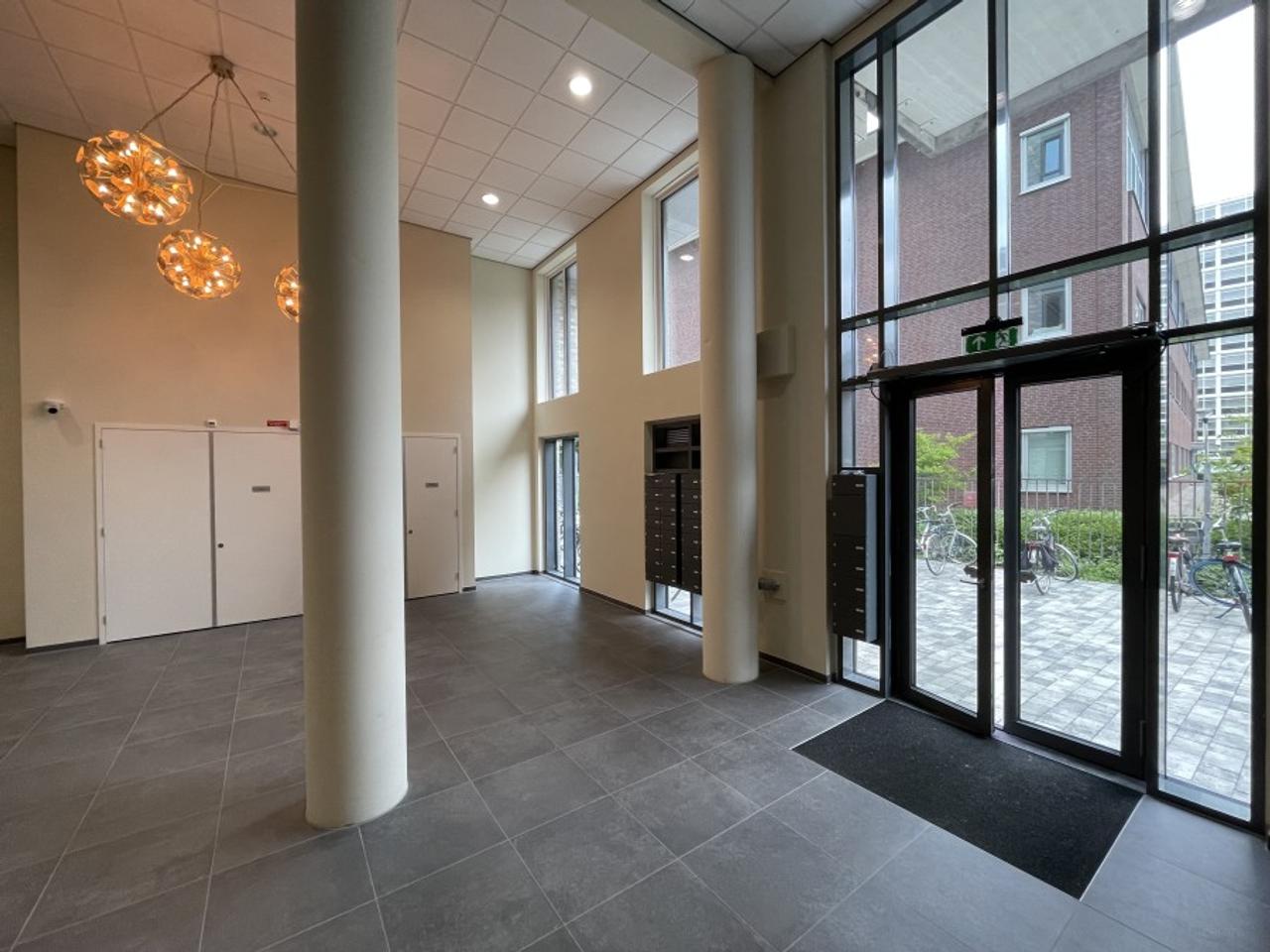 Maisonette with terrace in Cronestein - Image 2
