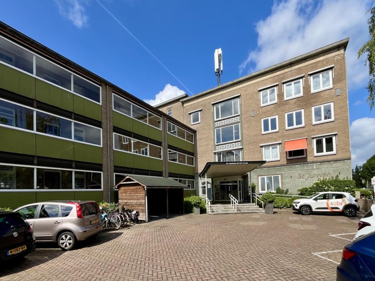 65 m² 3-room apartment in Zandweerd - Image 2