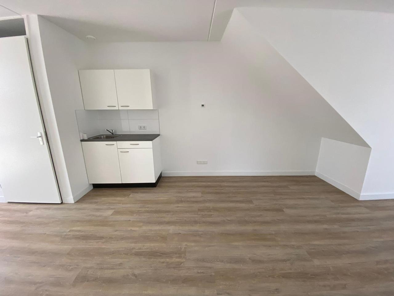 Live-Work Studio Home in Woensel - Image 5
