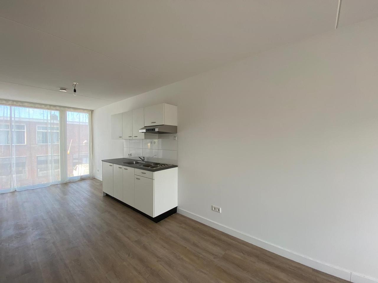 Live-Work Studio Home in Woensel - Image 13