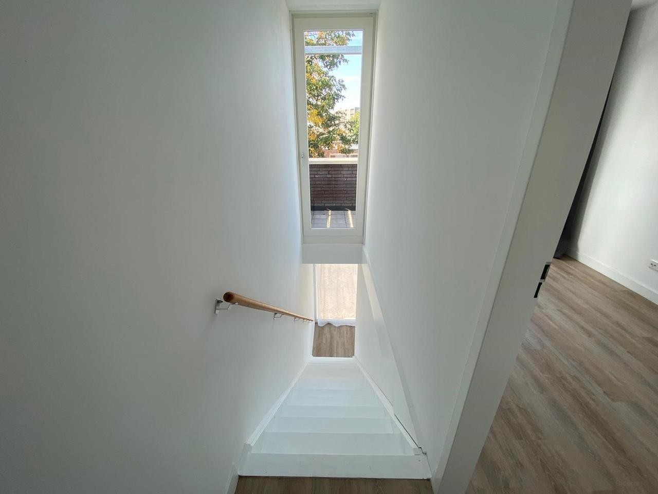 Live-Work Studio Home in Woensel - Image 14