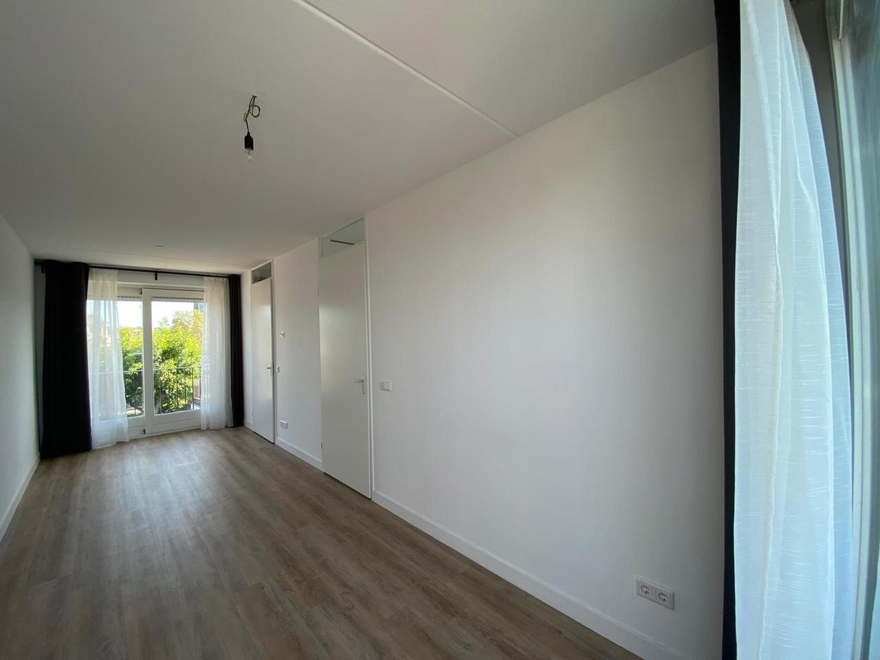 Live-Work Studio Home in Woensel - Image 17