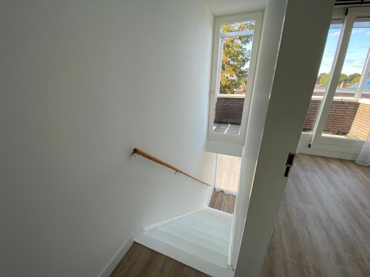 Live-Work Studio Home in Woensel - Image 18