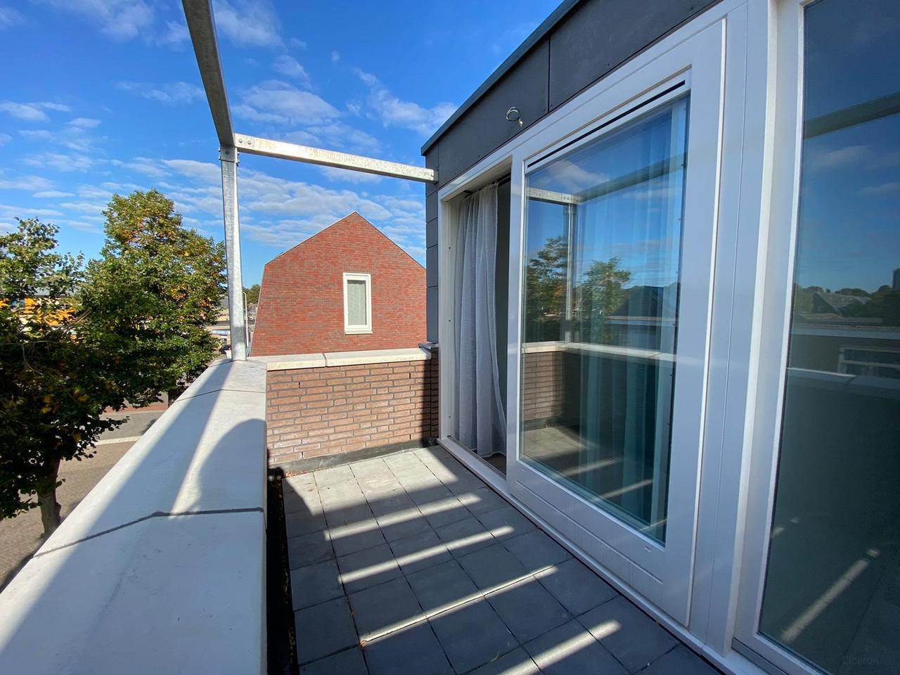 Live-Work Studio Home in Woensel - Image 23