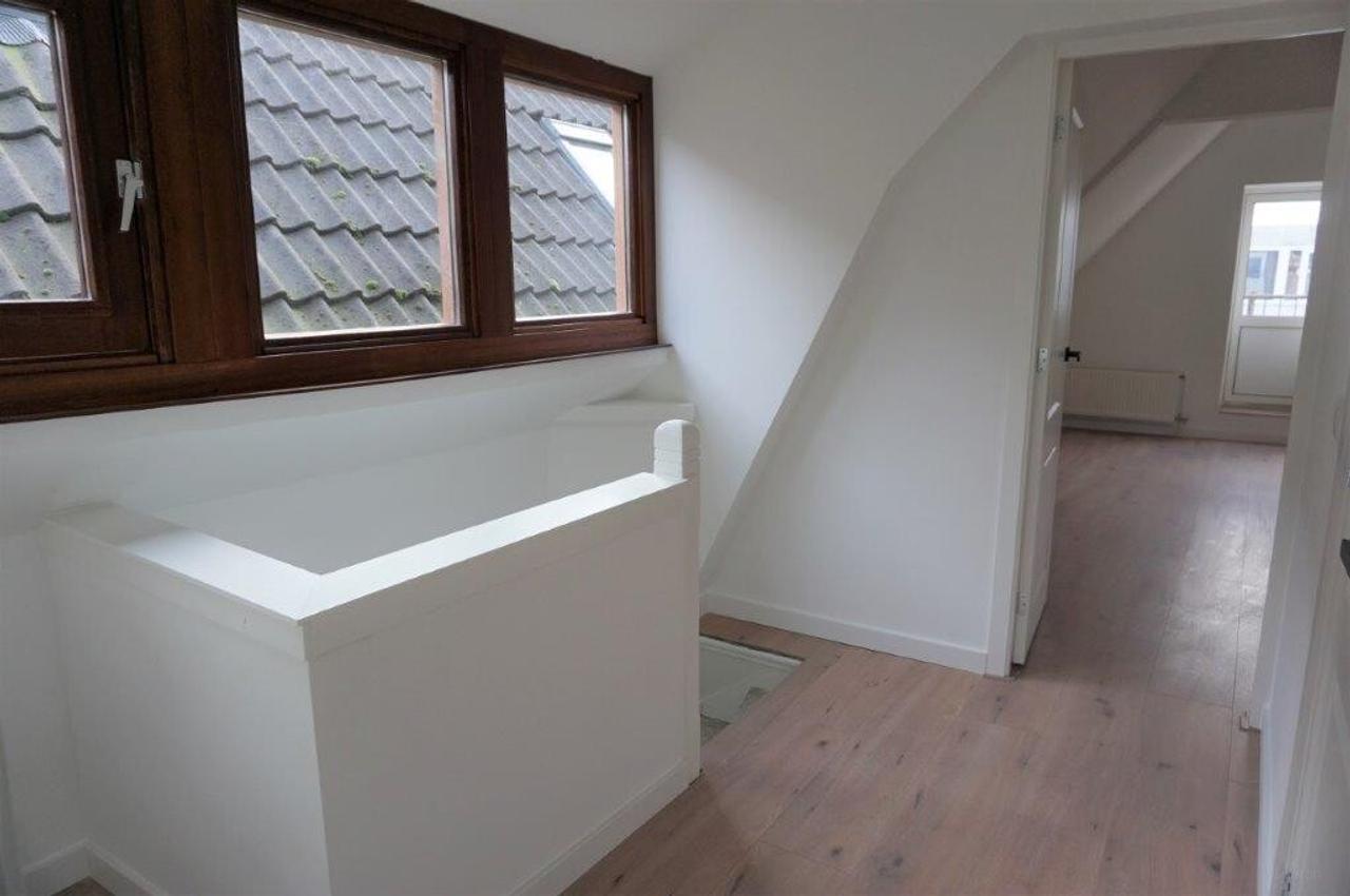 100 m² appartement met twee balkons - Afbeelding 10