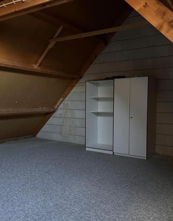 Gezinswoning met 3 slaapkamers en tuin - Afbeelding 17