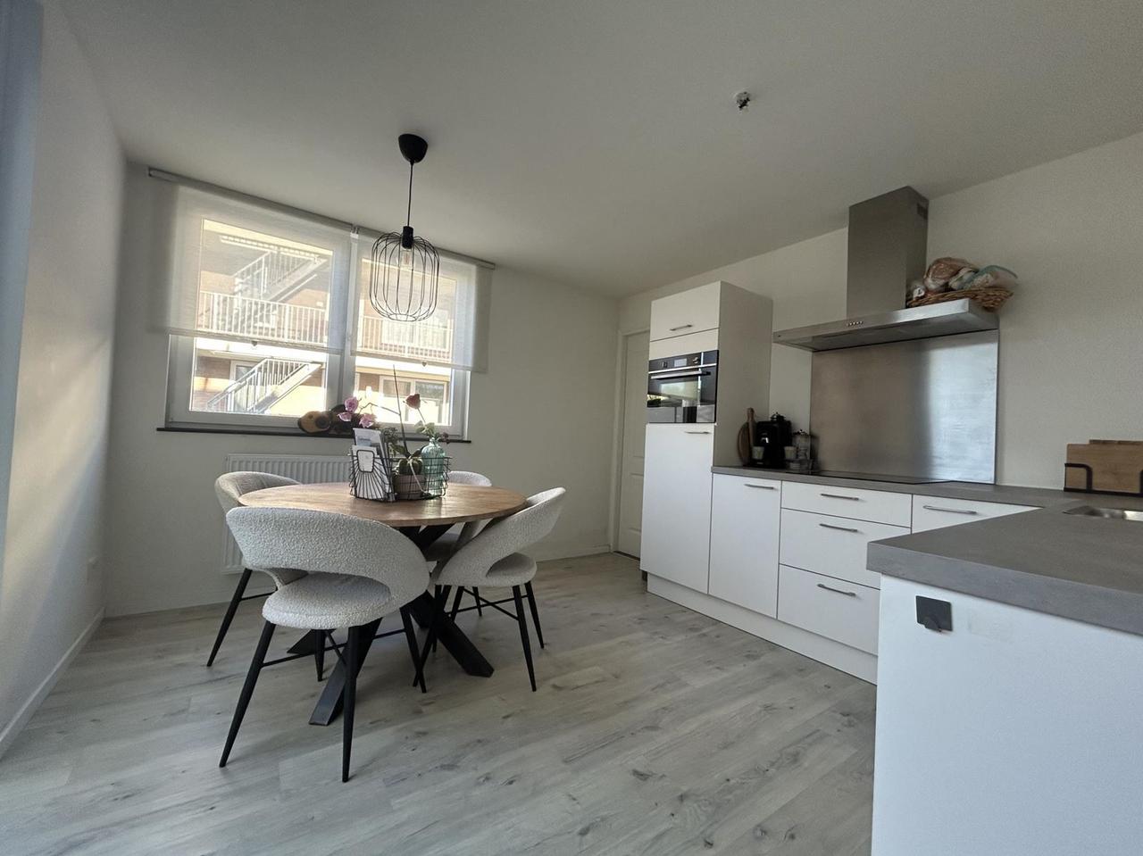 3-kamerappartement met privédakterras - Afbeelding 1