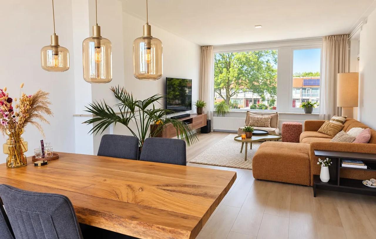 115 m² duplex apartment with 4 bedrooms - Image 4