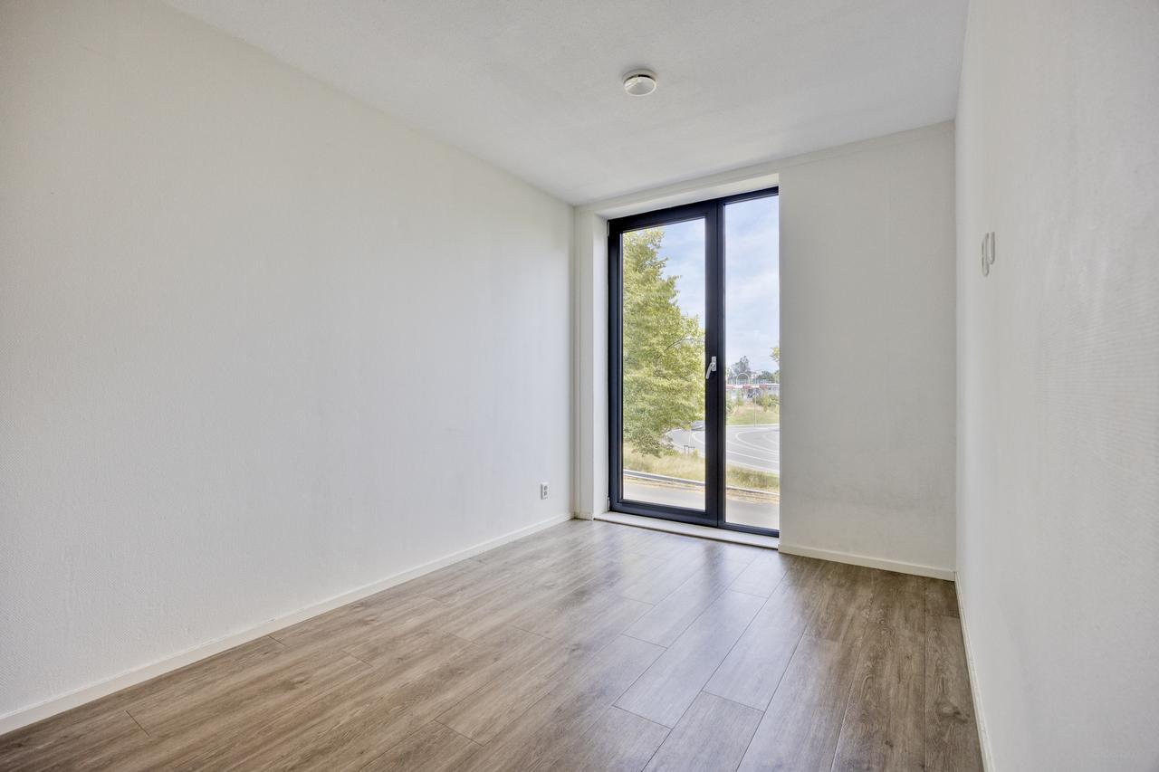 90 m² appartement met balkon en parkeren - Afbeelding 5