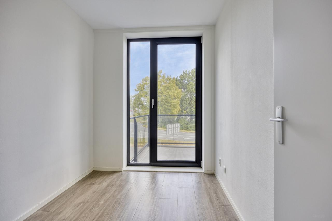 90 m² appartement met balkon en parkeren - Afbeelding 7