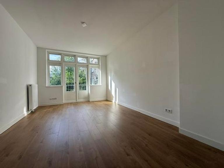 73 m² appartement met balkon in Stadionbuurt - Afbeelding 5