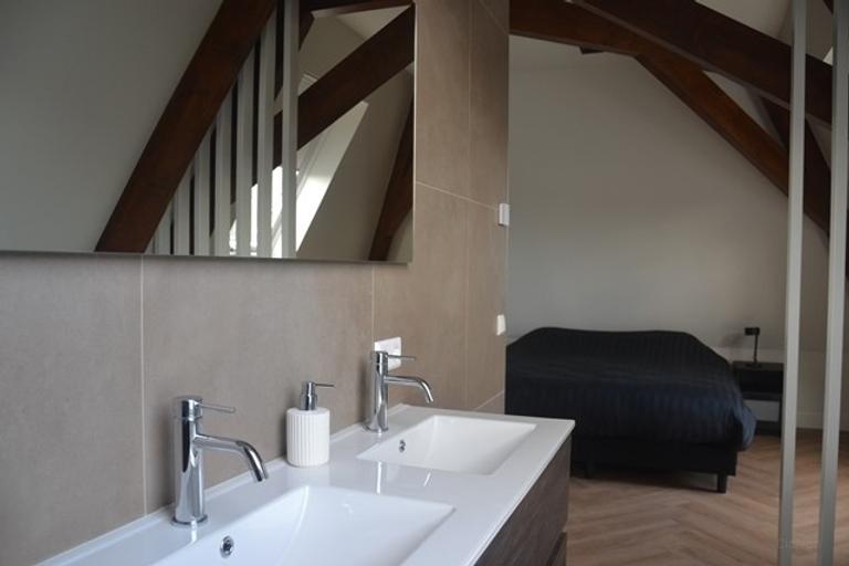 140 m² Furnished Living in Bennekom - Image 3