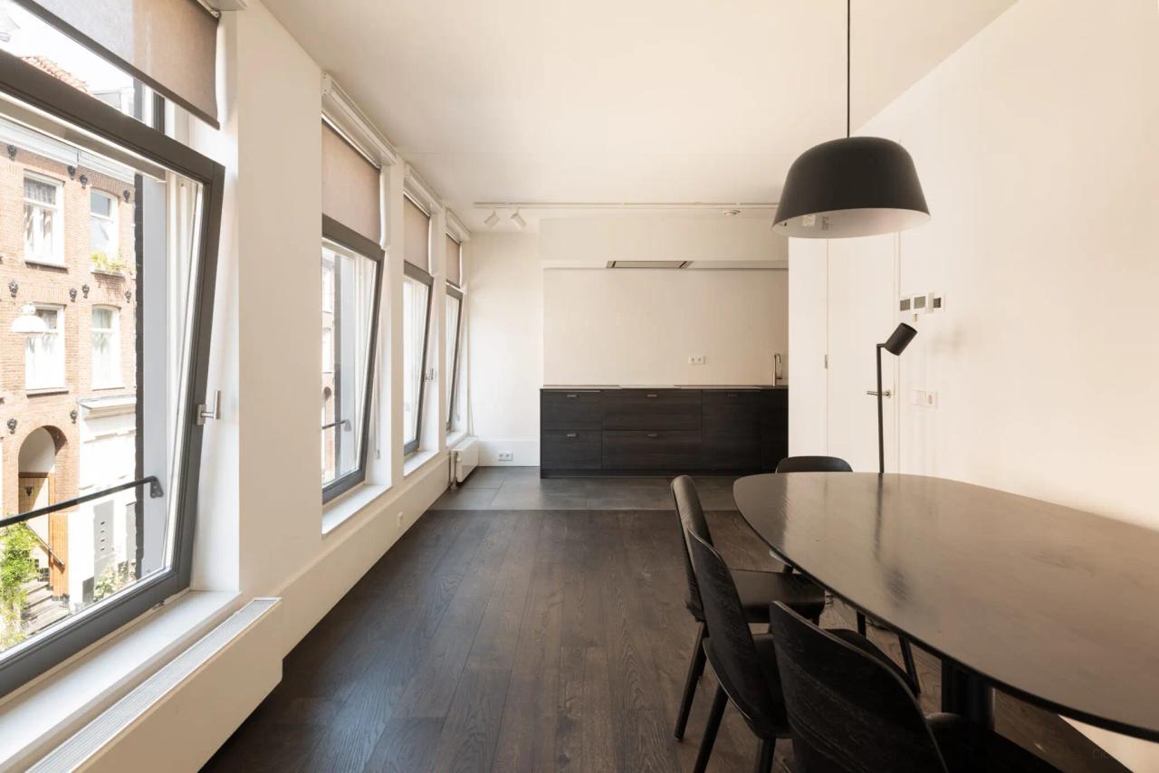 Gemeubileerd 3-slaapkamerappartement De Pijp - Afbeelding 10