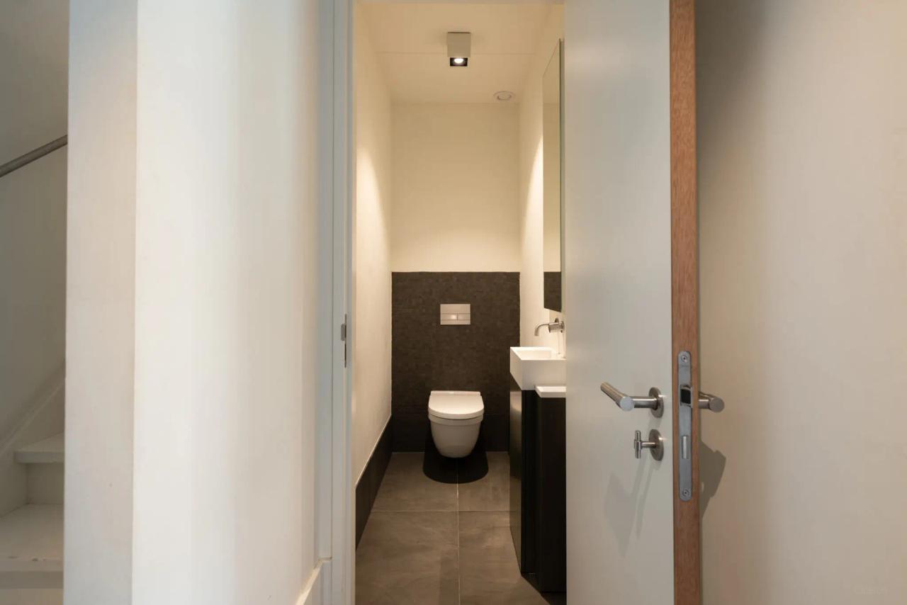 Gemeubileerd 3-slaapkamerappartement De Pijp - Afbeelding 14