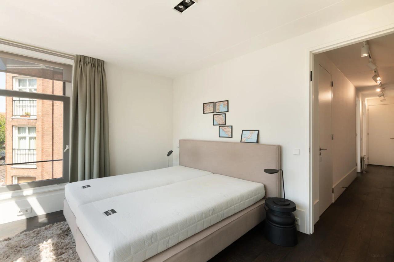 Gemeubileerd 3-slaapkamerappartement De Pijp - Afbeelding 18