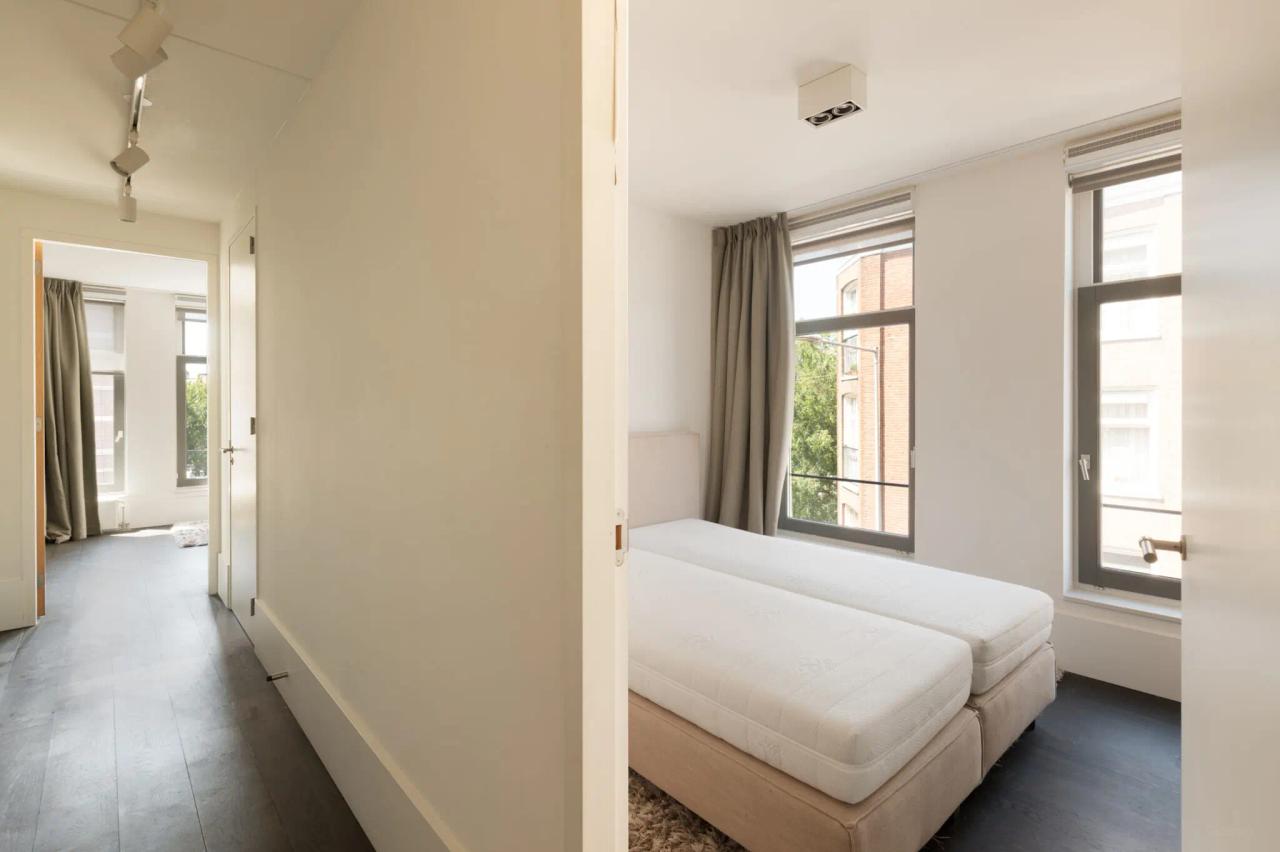 Gemeubileerd 3-slaapkamerappartement De Pijp - Afbeelding 19