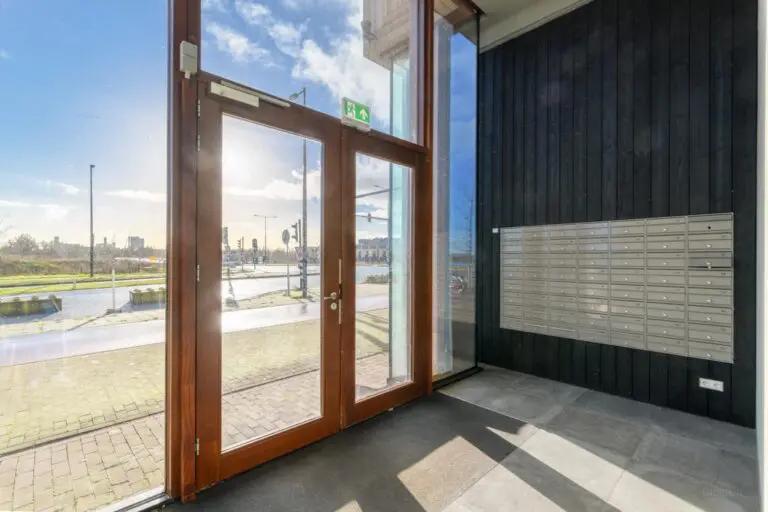 Terras aan de binnentuin op IJburg - Afbeelding 24